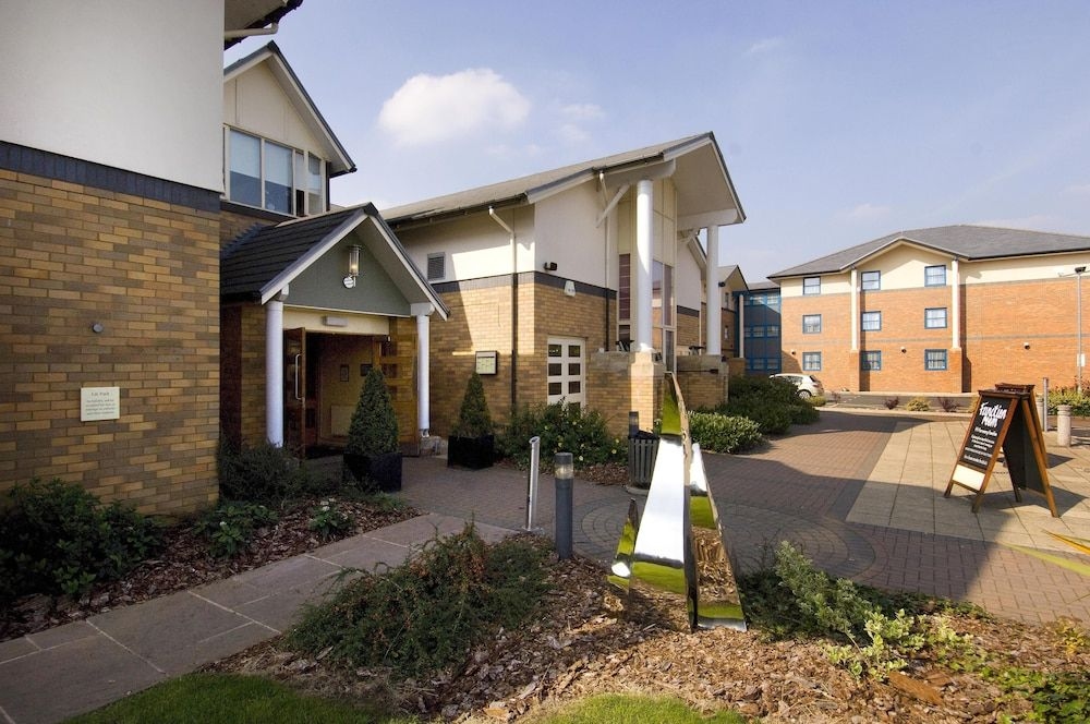 Premier Inn Wolverhampton (North)3