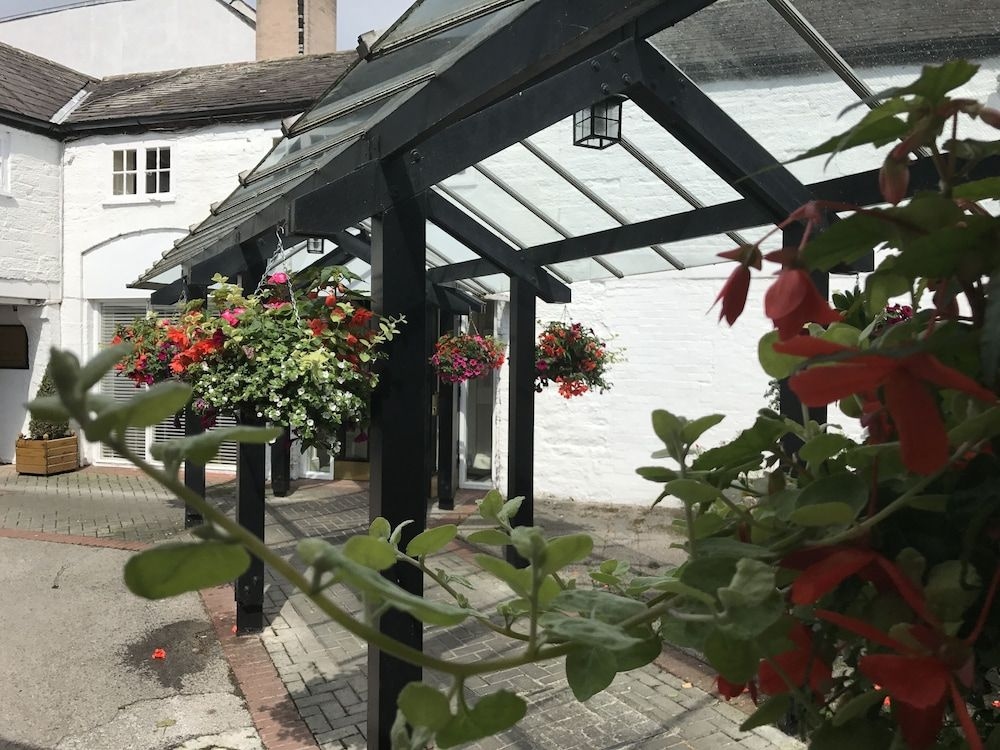Crown Hotel Wetheral4