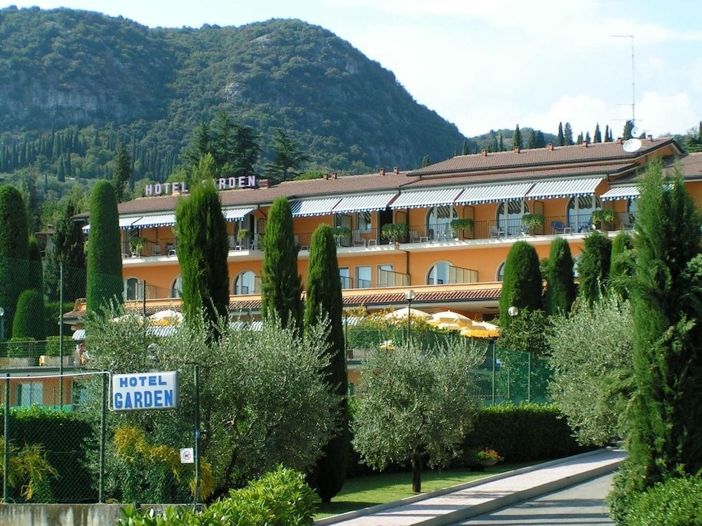 Hotel Garden0