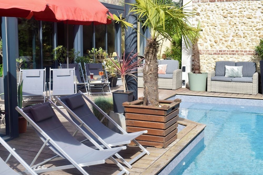 Hotel Le Trophee0