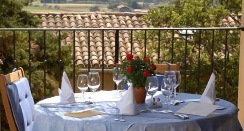 Le Clos Des Pradines2