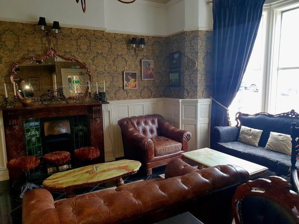 Rose Tor Hotel2