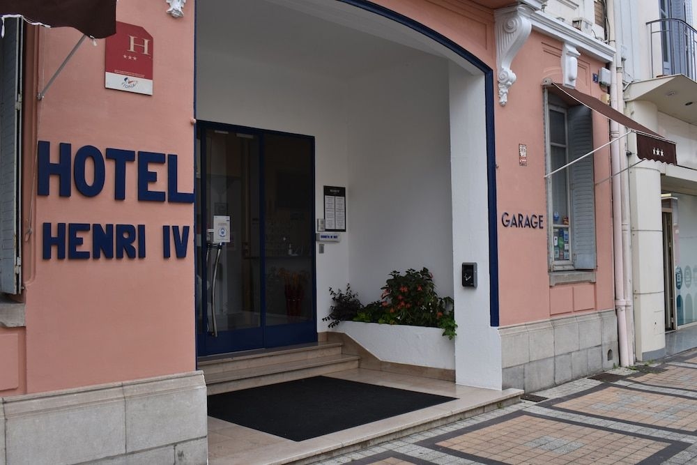 Hotel Henri IV2