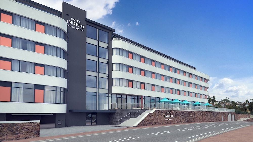 Corbyn Head Hotel3