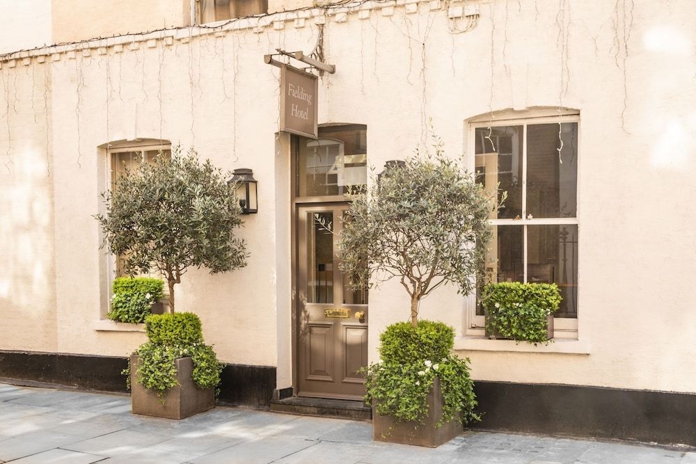 Fielding Hotel0