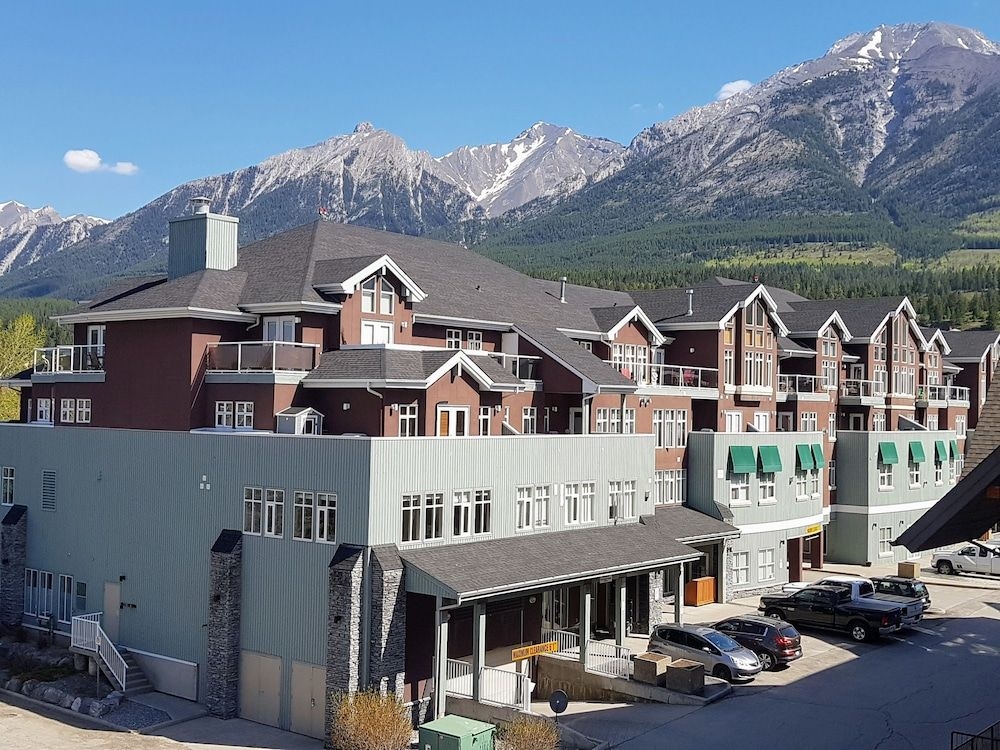 Sunset Mountain Inn2
