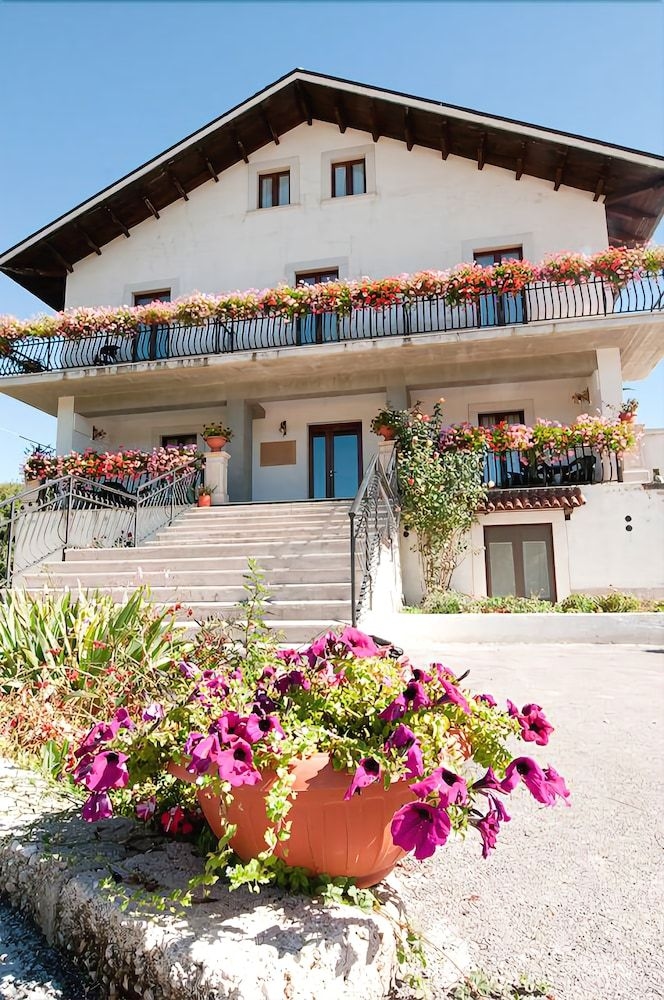 Albergo Della Corte1