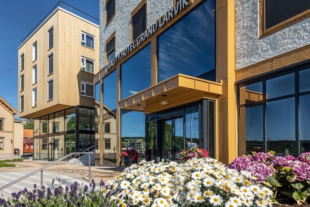 Quality Hotel Grand Farris4