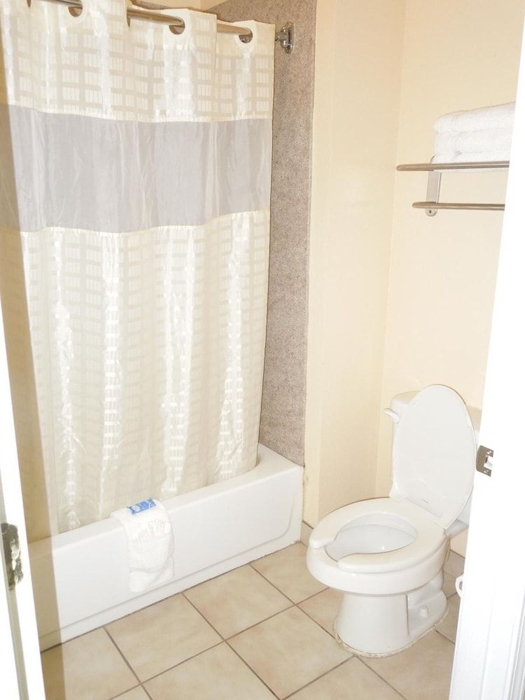 Homegate Inn & Suites West Memphis1