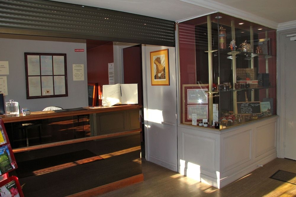 L'auberge Du Cochon D'or0