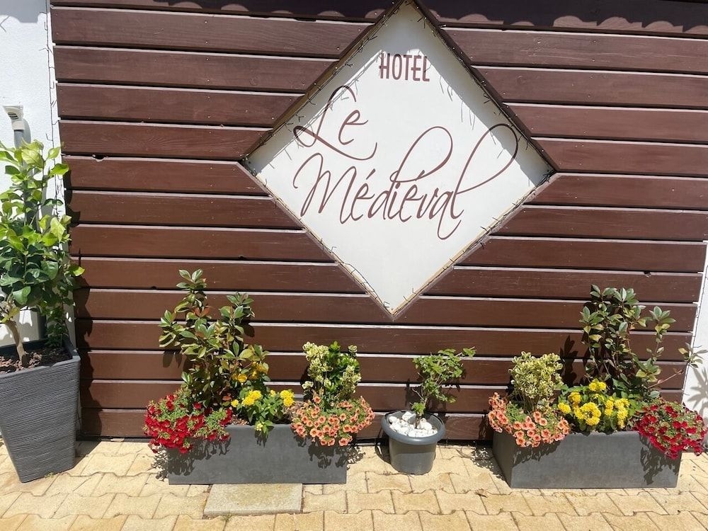 Hotel Le Medieval0