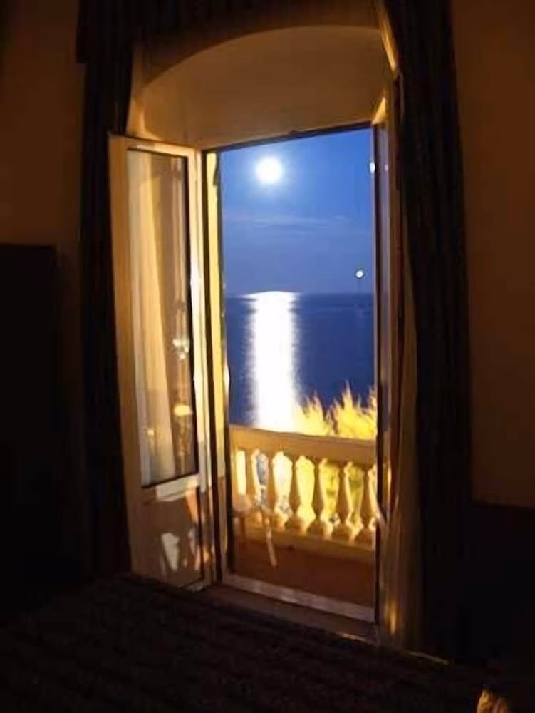 Hotel Baia0