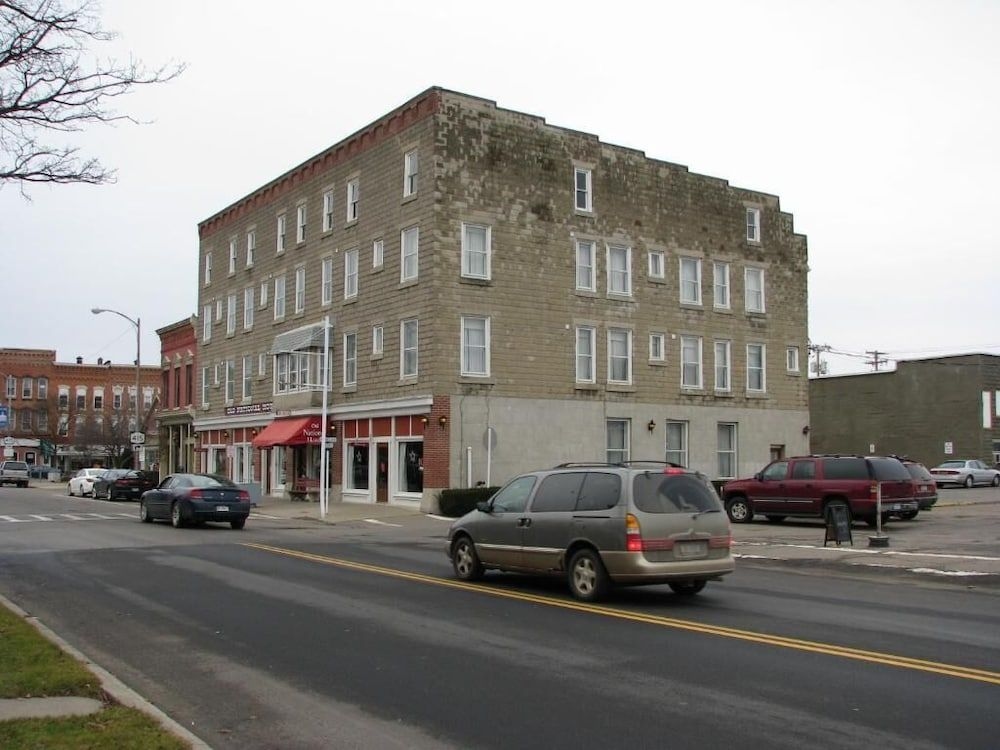 Old National Hotel3