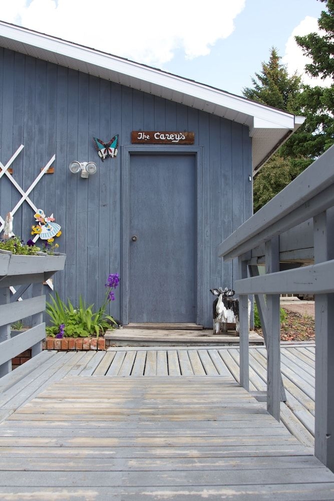 Cozy Nest Bed & Breakfast2