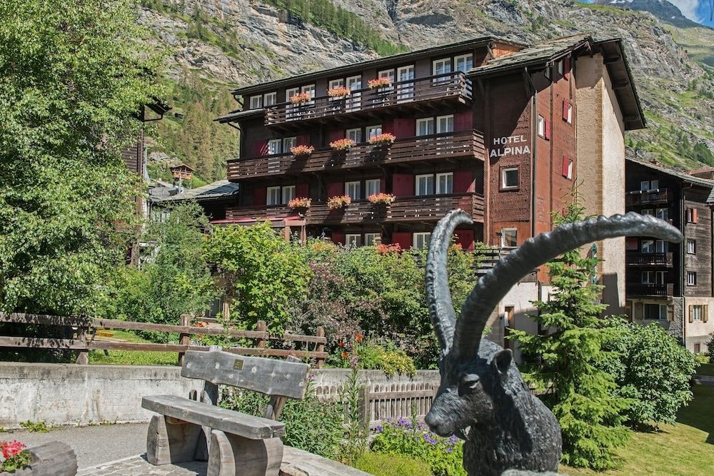 Hotel Alpina3