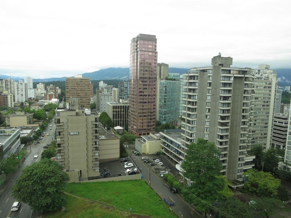 Tropicana Suite Hotel3