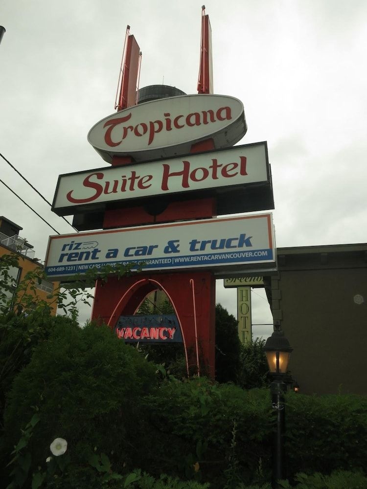 Tropicana Suite Hotel4