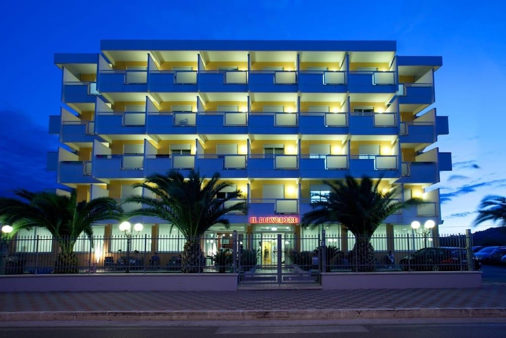 Hotel Belvedere2