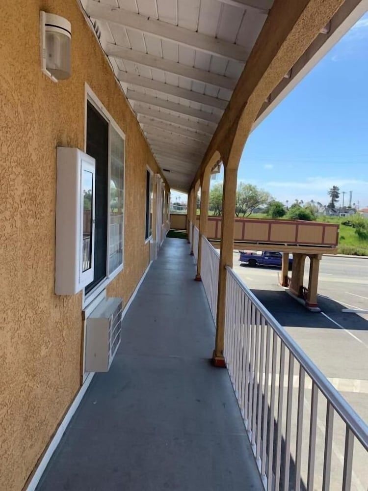 Budget Inn Santa Cruz0