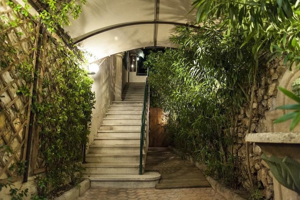 Hotel Vendome0
