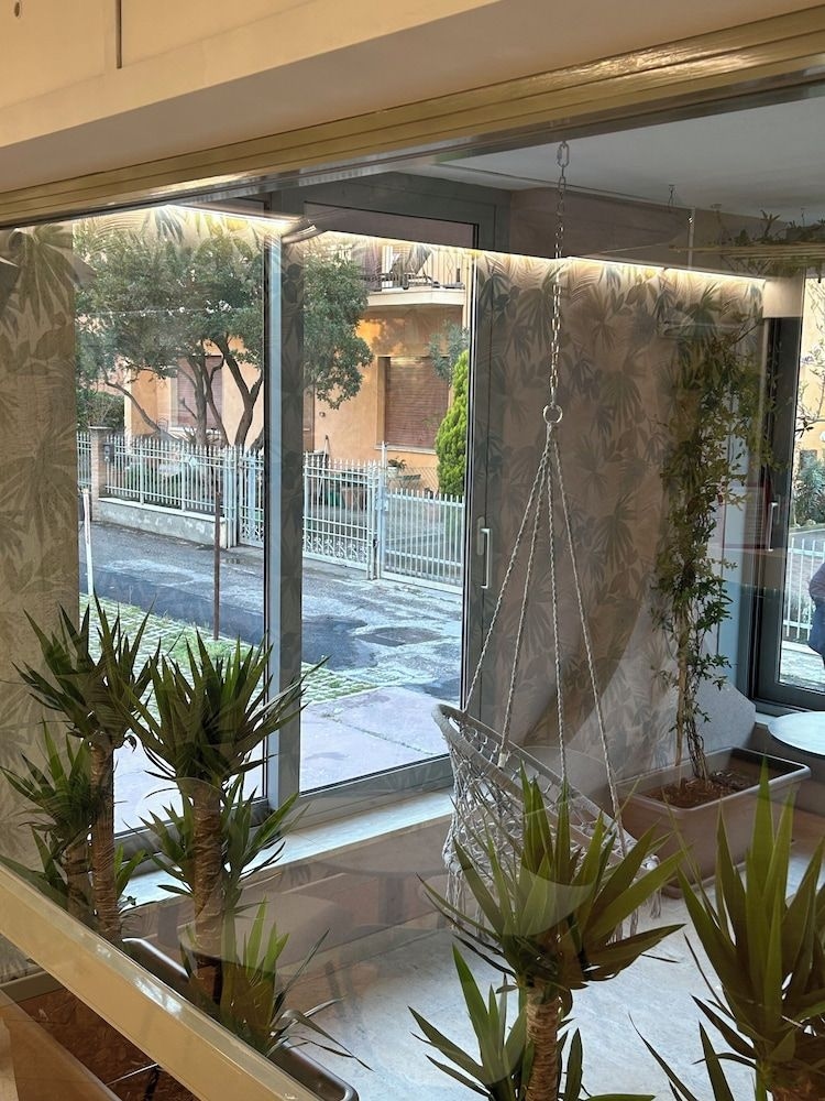 Hotel Concorde2