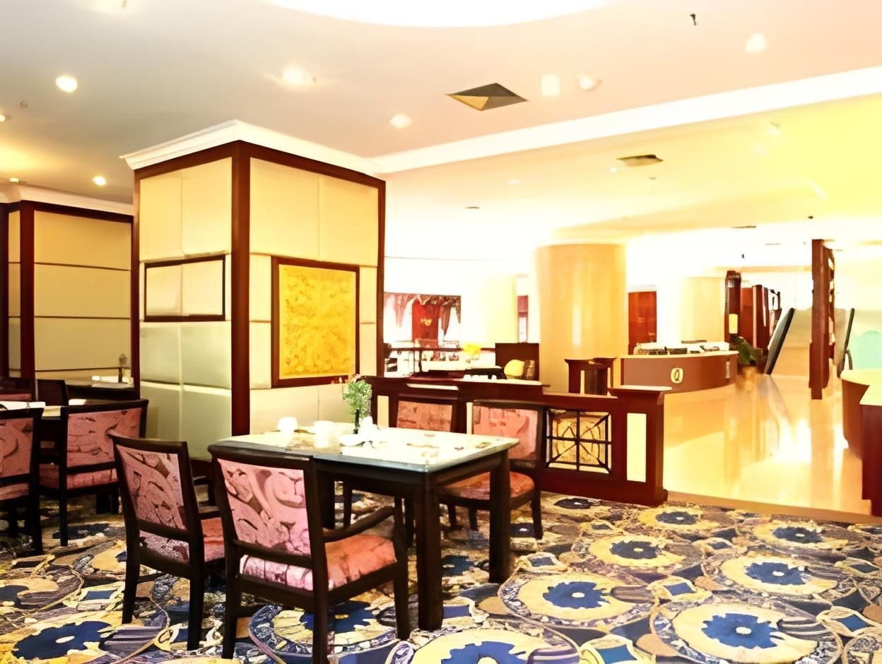 โรงแรมอีโคโนมิค เทรด (Economic Trade Hotel)3