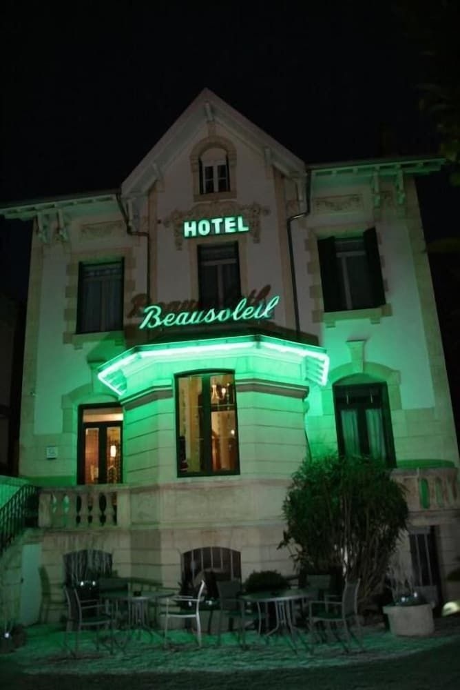 Hotel Beausoleil4