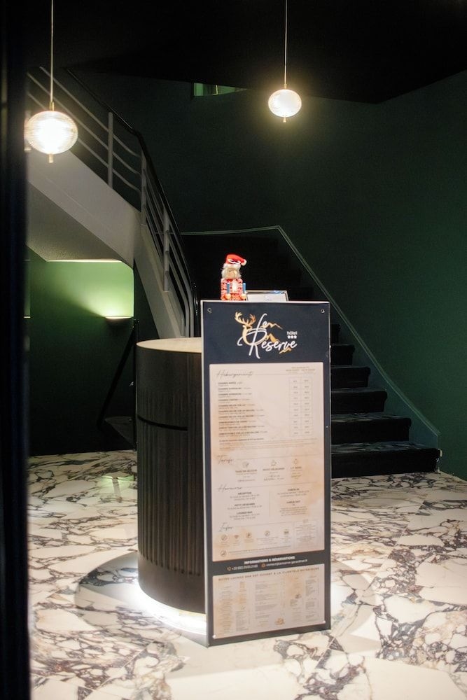 Hotel La Reserve0