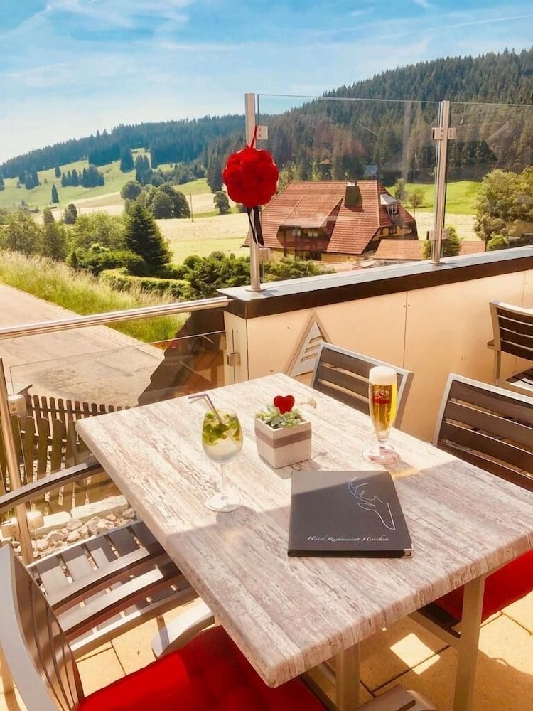 Hotel Hirschen1