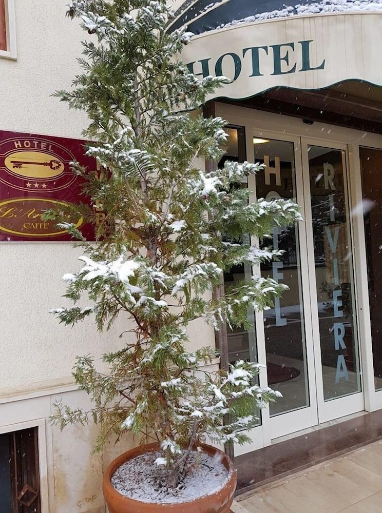 Hotel Riviera3
