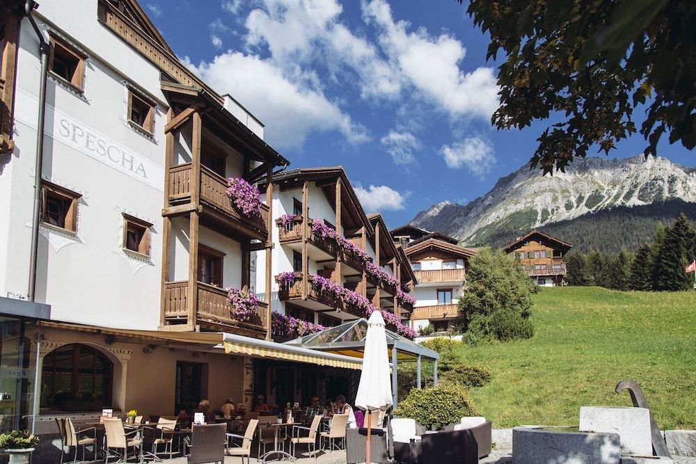 Hotel Spescha1