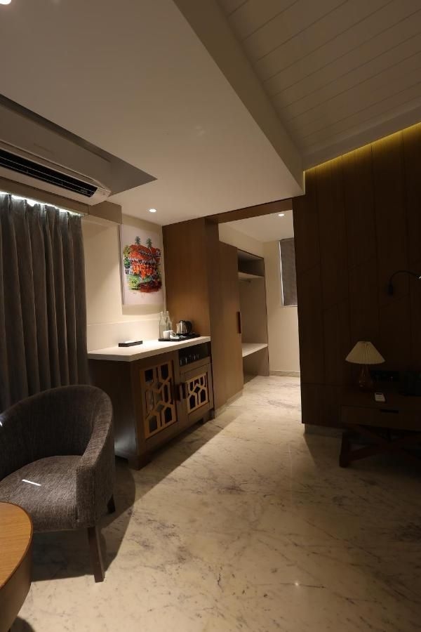 Varca Le Palms Beach Resort3