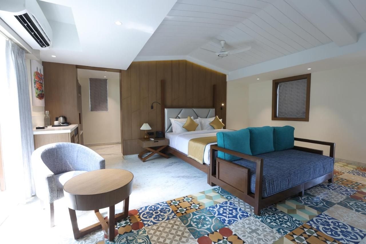 Varca Le Palms Beach Resort2