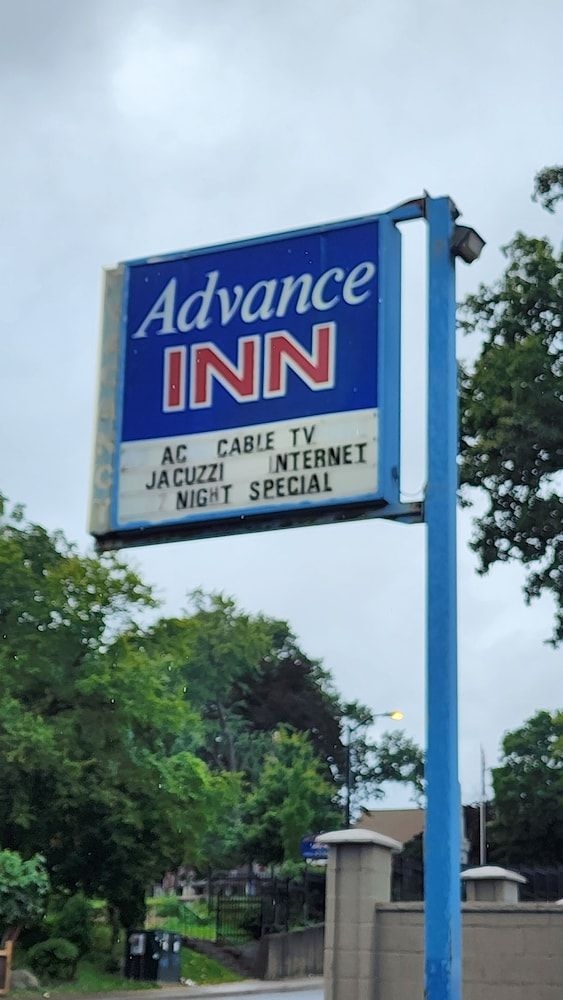 Advance Inn2
