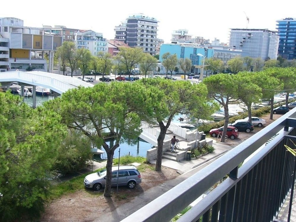 Hotel Serena1