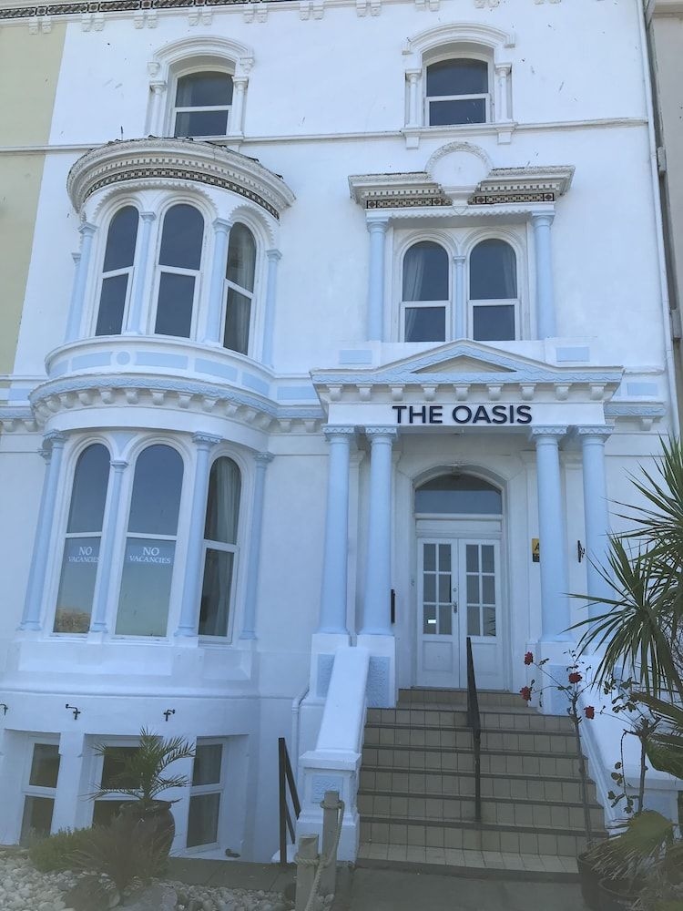 Oasis Hotel4