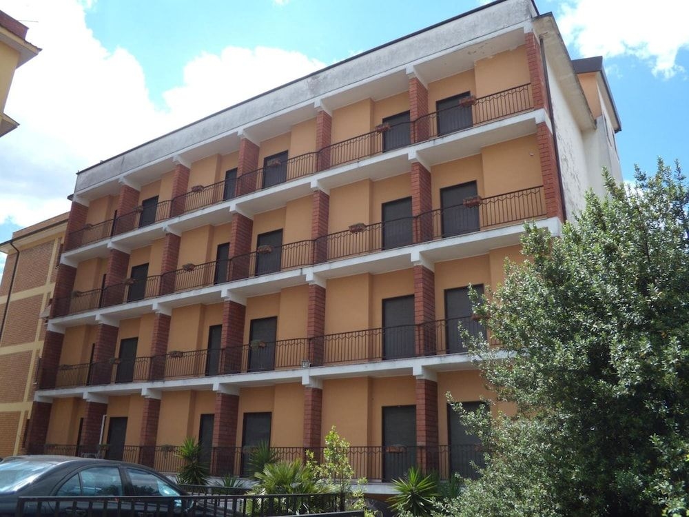 Astor Hotel1