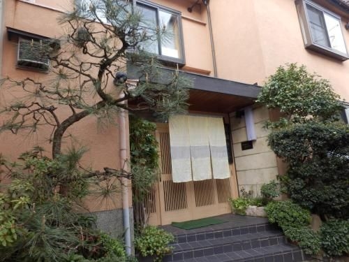 คิคุโนะยะ เรียวคัง (Kikunoya Ryokan)1