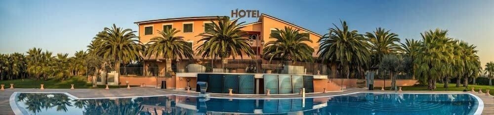 Hotel Villa Luigi0