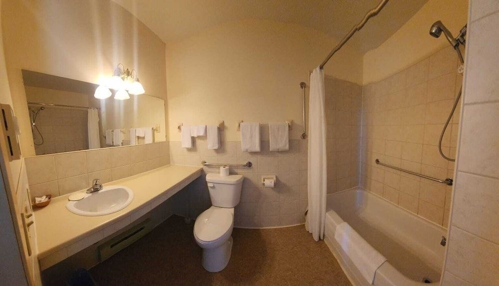 Baddeck Inn2