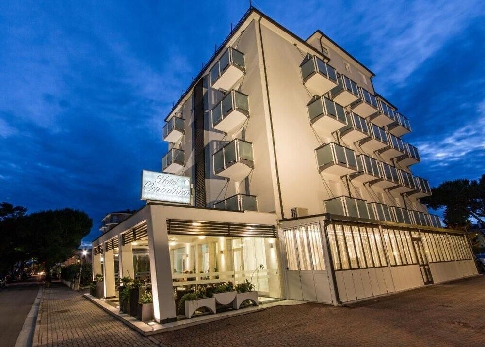 Hotel Carinthia3