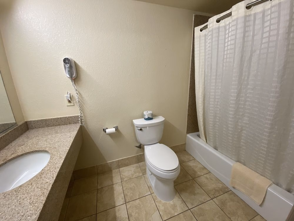 Passport Inn Wrightstown4