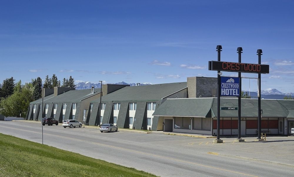 เครสต์วูด โฮเทล (Crestwood Hotel)2