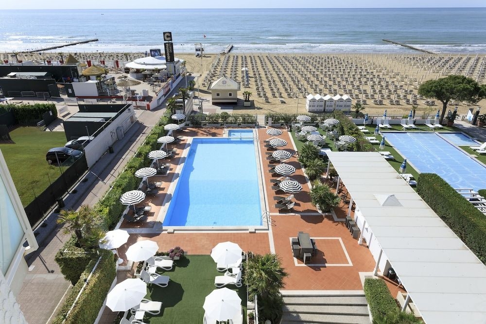 Hotel Delle Rose1