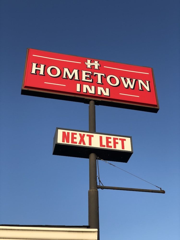 Hometown Inn1