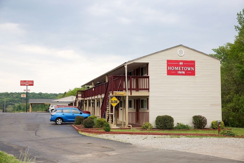 Hometown Inn4