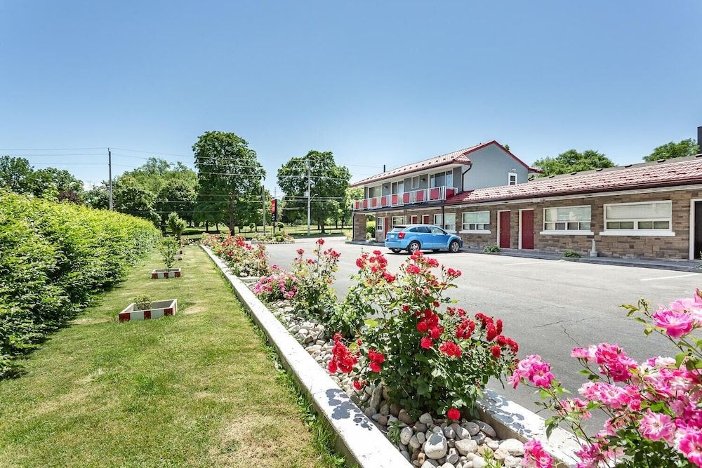 Hamilton Inn4