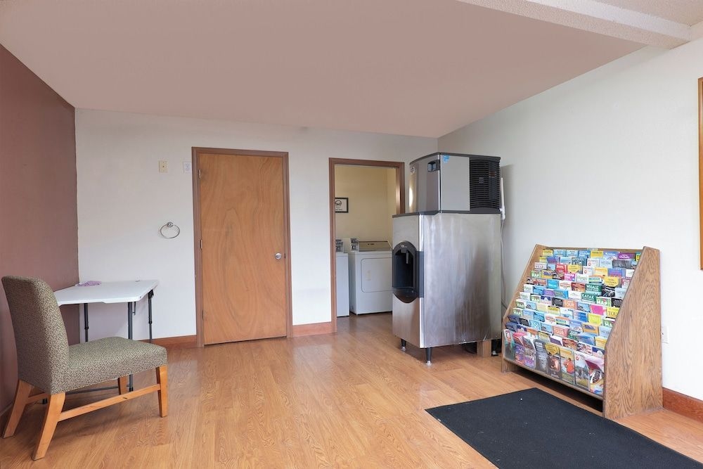 Econo Lodge Chehalis0