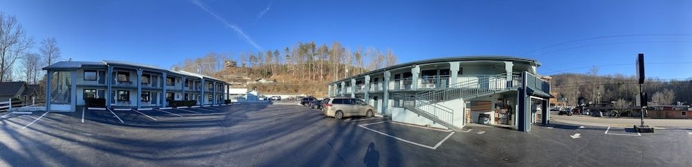 Country Town N' Suites0