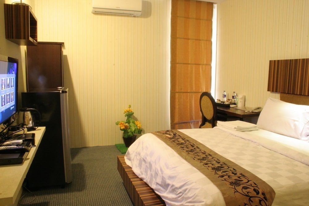Magnolia Hotel4